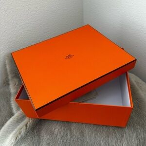 Hermès Orange Gift Box